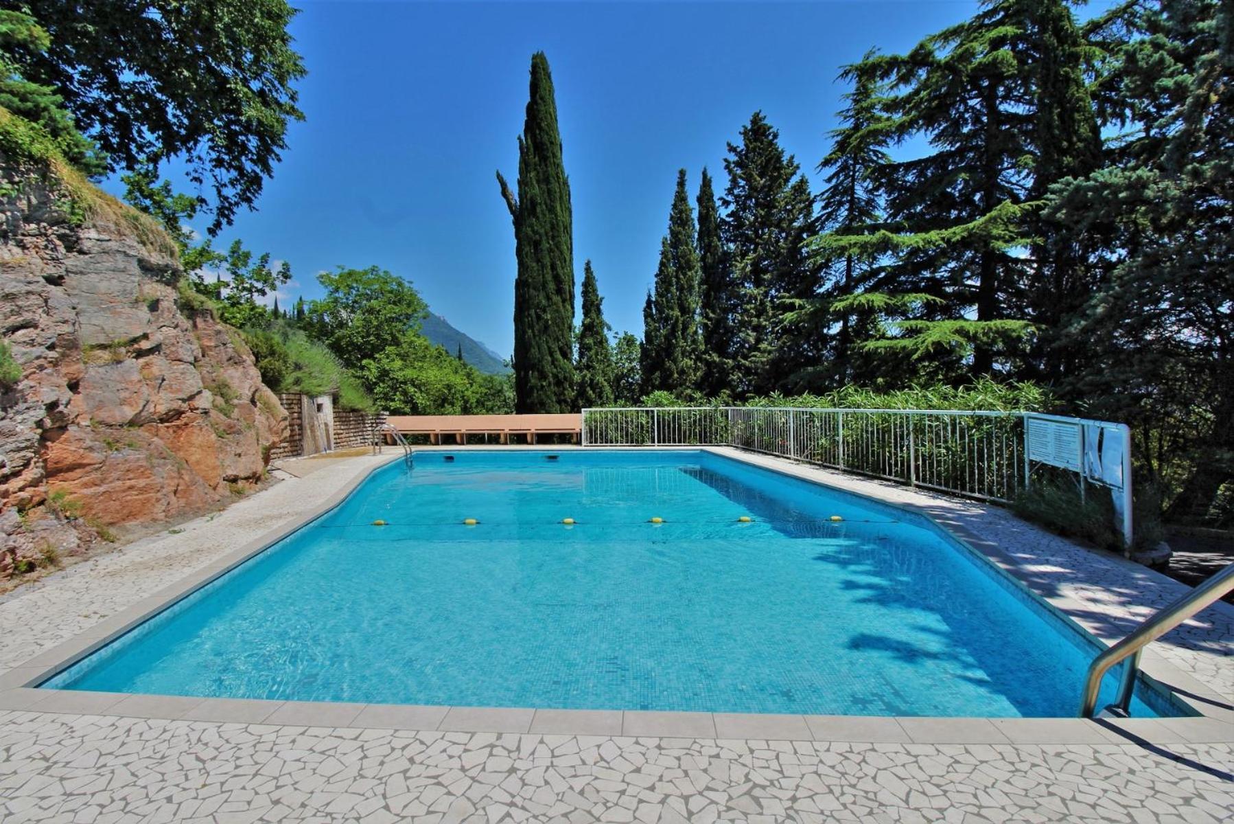 Oriolo Apartment Toscolano Maderno Luaran gambar